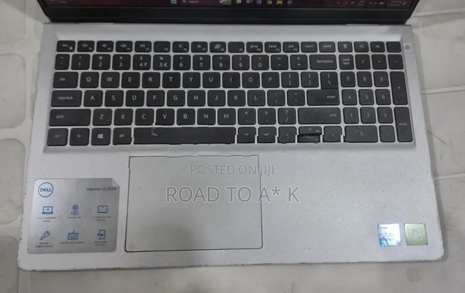 Del Inspiron 15 3000 Series Laptop