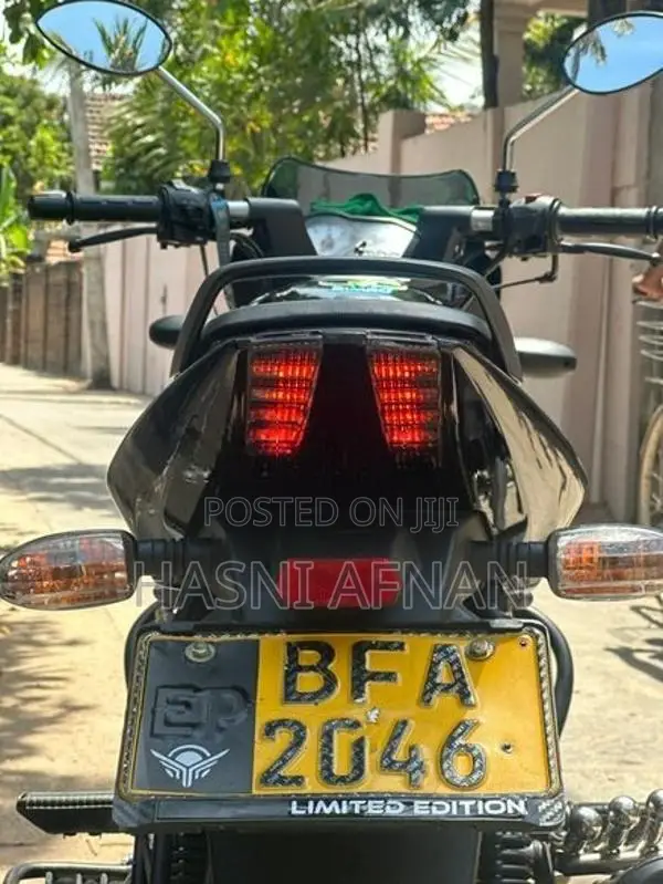 Bajaj Pulsar 150 2017