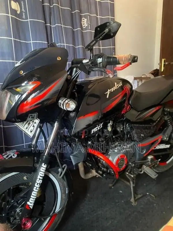 Bajaj Pulsar 150 2017