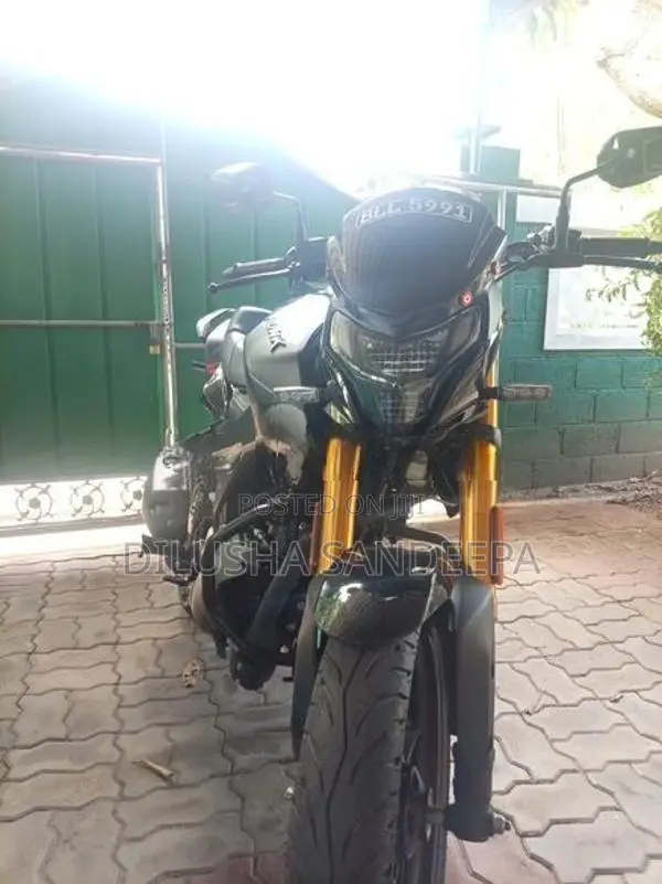 Hero Hunk 160R 2026