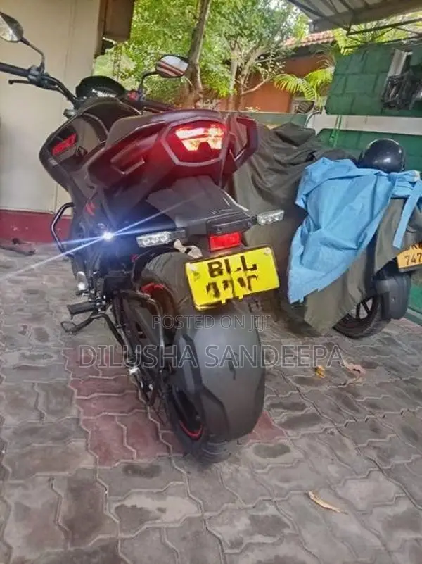 Hero Hunk 160R 2026