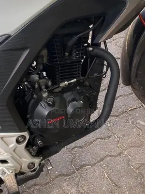 Honda CB Hornet 160R 2017
