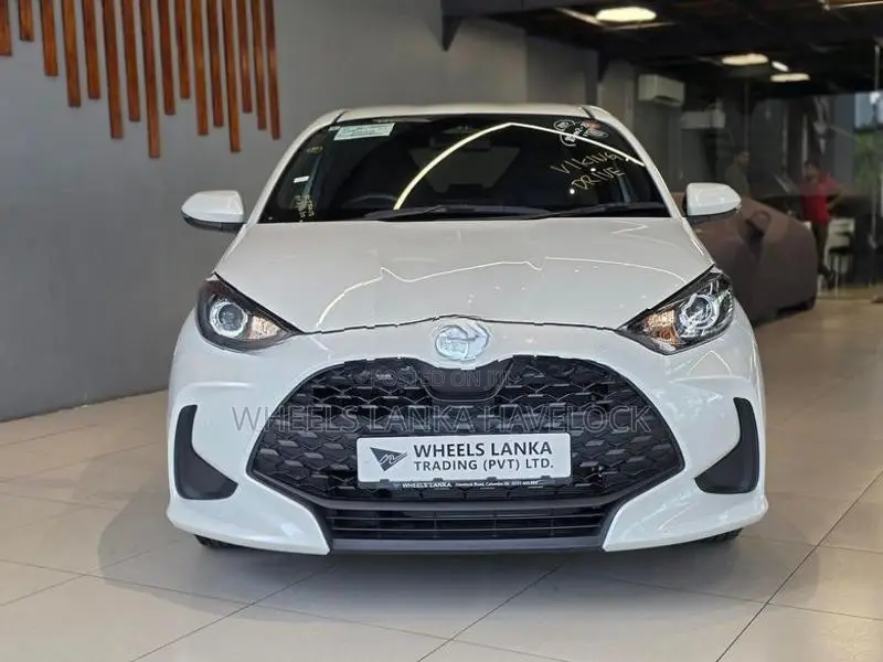 Toyota Yaris X Grade 2024