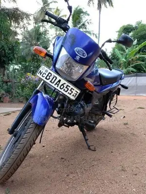 Bajaj Platina 100 2016