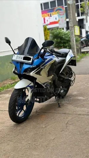 Bajaj Pulsar RS200 2019