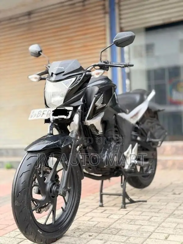 Honda CB Hornet 2017