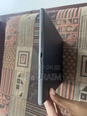Ipad 8th Gen Wifi+Cellular