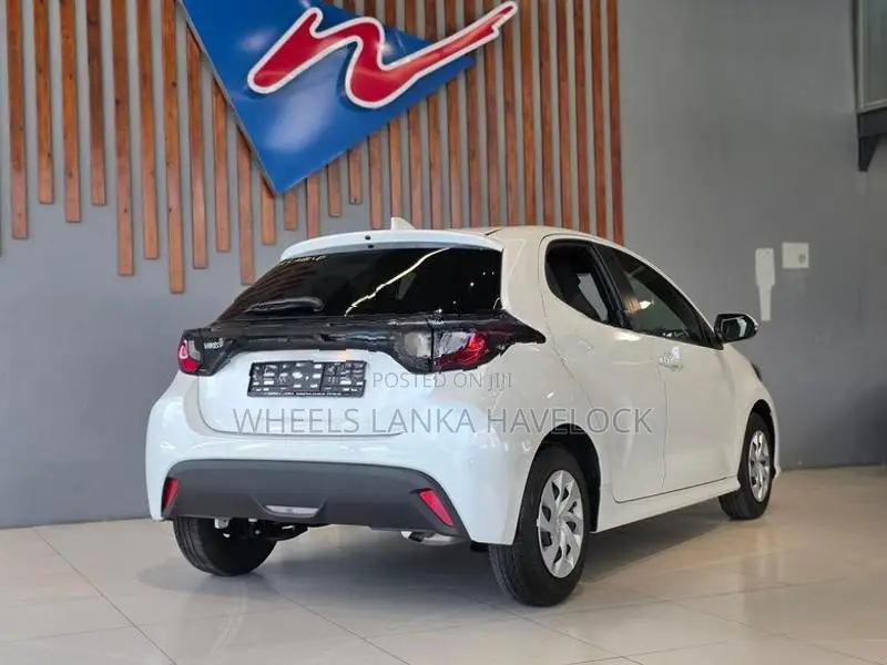 Toyota Yaris X Grade 2024