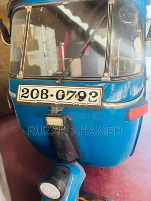 Bajaj RE 2 Stroke 2005