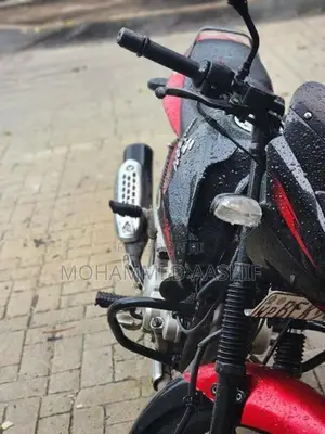 Bajaj Pulsar 150 2016