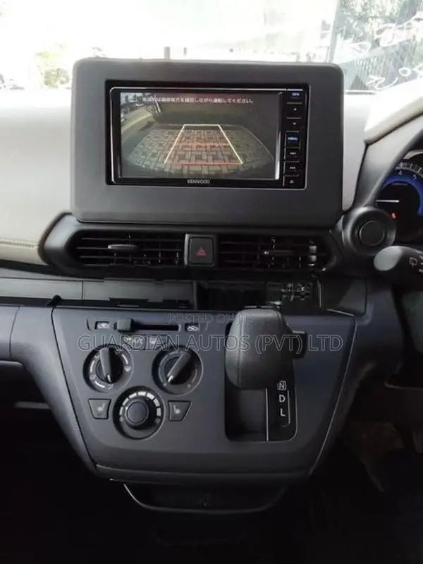 Mitsubishi eK Wagon M Grade 2024