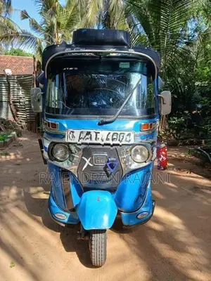 Bajaj RE 2014