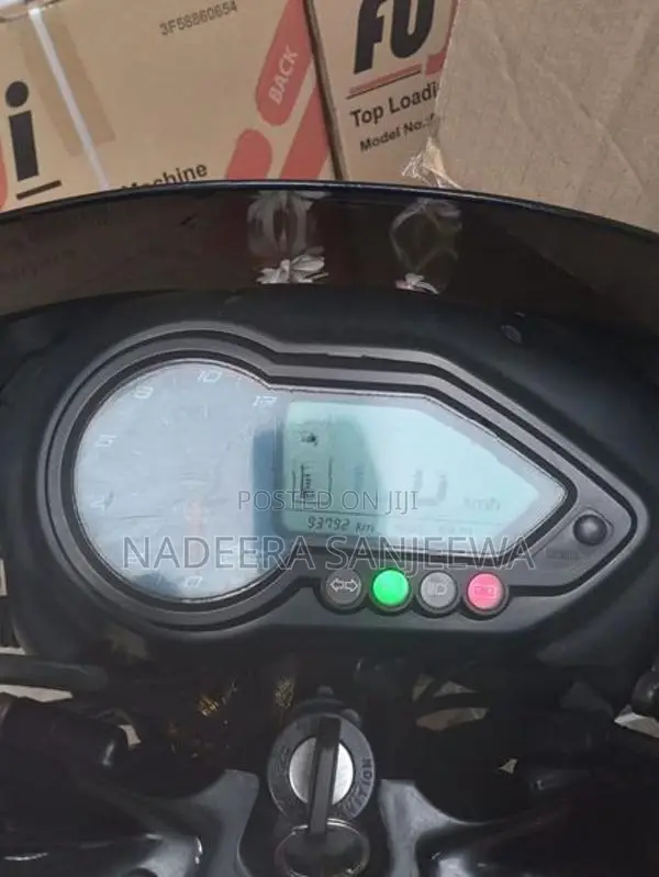 Bajaj Pulsar 150 2016