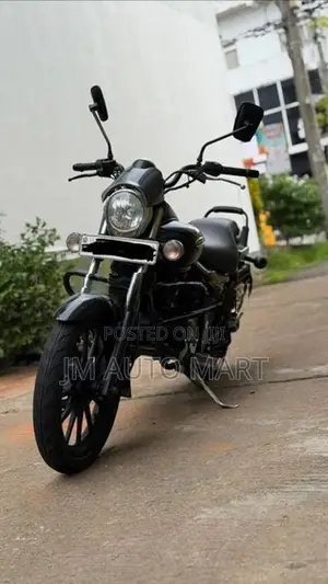 Bajaj Avenger 180 2019