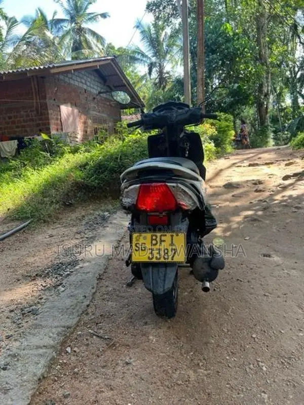 Honda Dio 2017