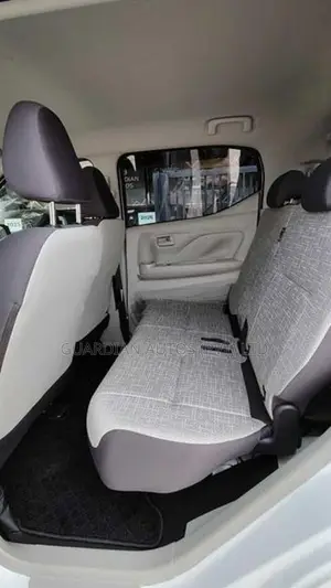 Mitsubishi eK Wagon M Grade 2024