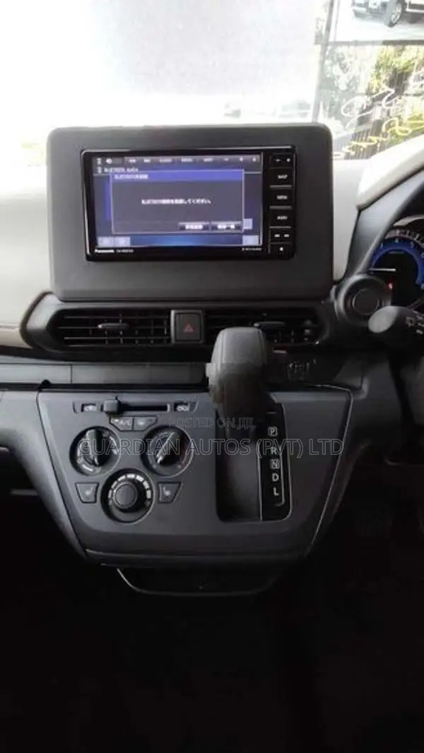 Mitsubishi eK Wagon M Grade 2024
