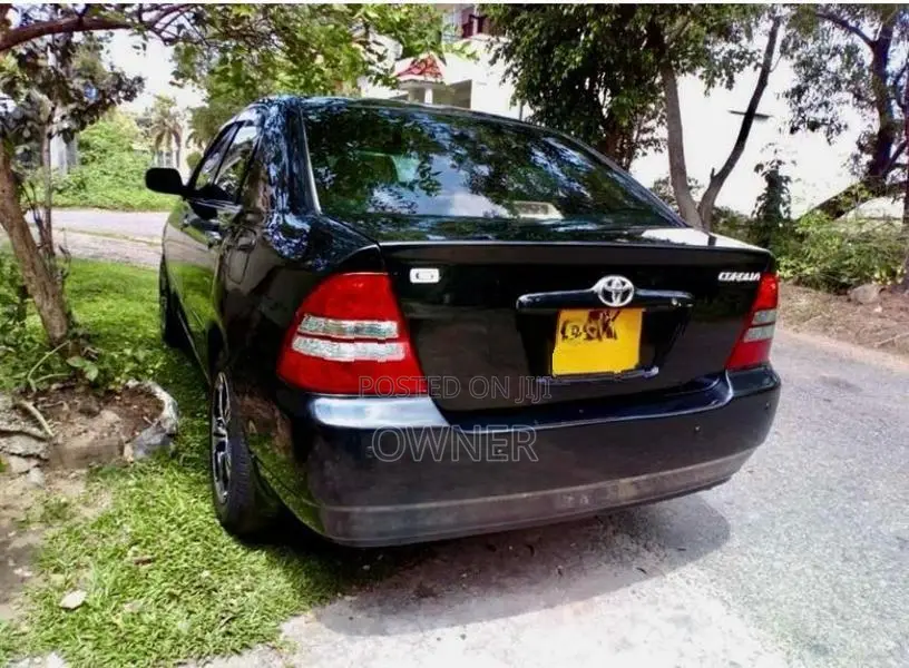 Toyota Corolla 121 G Grade 2002