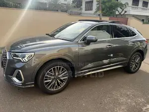 Audi A3 S-Line SUNROOF 2023