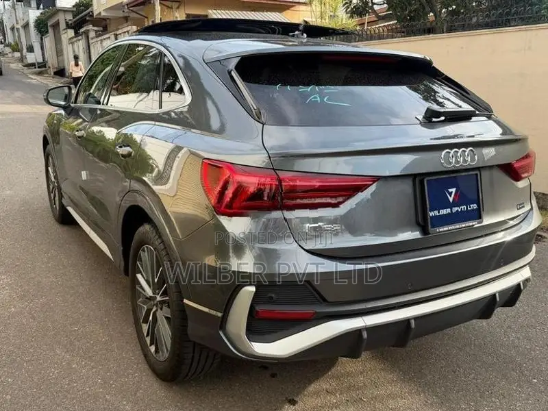 Audi A3 S-Line SUNROOF 2023
