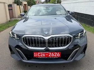 BMW 525i 525Li M-Sport 2025