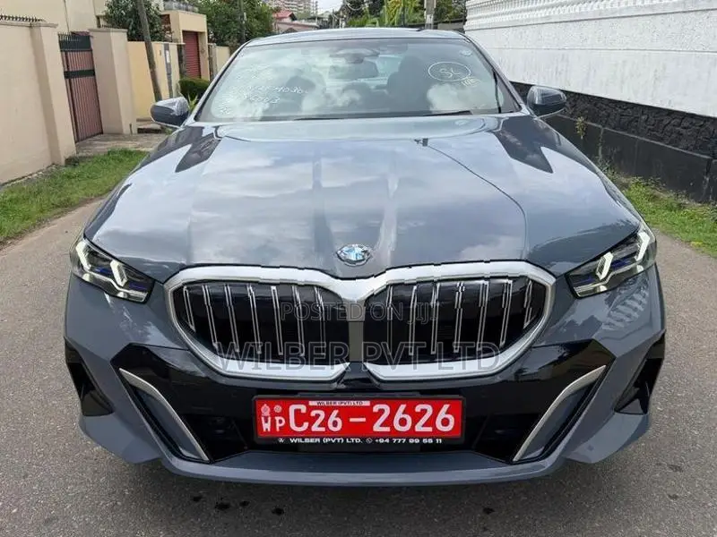 BMW 525i 525Li M-Sport 2025