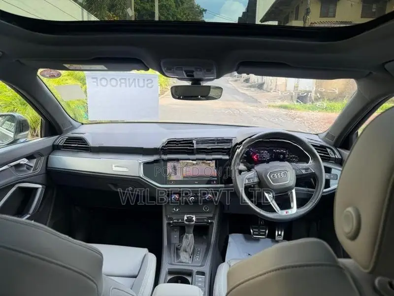Audi A3 S-Line SUNROOF 2023