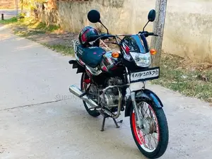 Bajaj CT100 2010