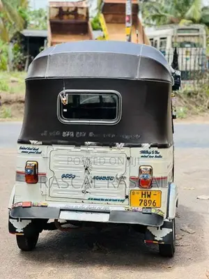 Bajaj RE Three Wheeler 2004