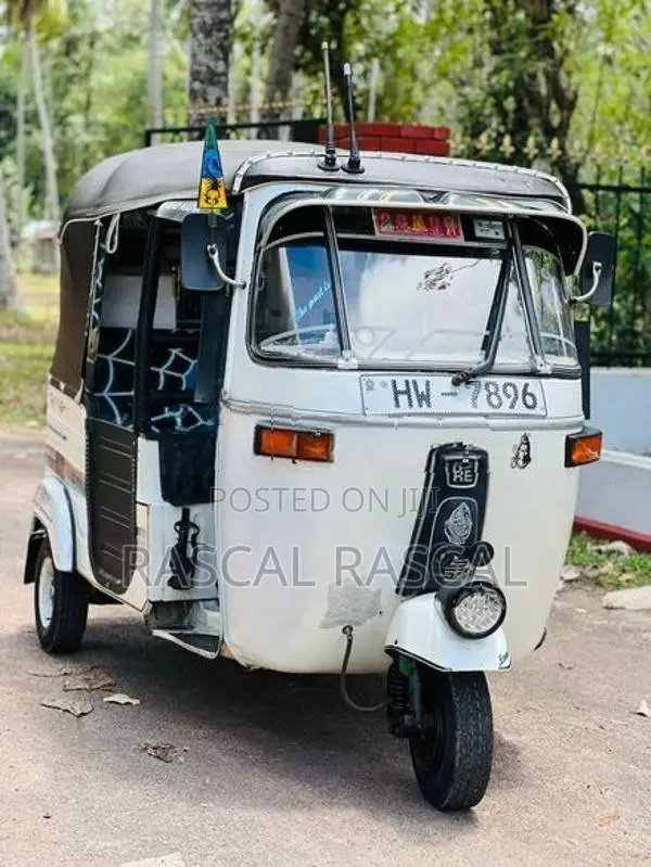 Bajaj RE Three Wheeler 2004