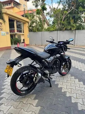 Suzuki Gixxer 2017