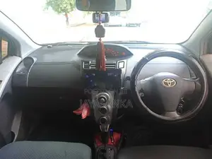 Toyota Vitz KSP 90 2007
