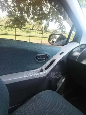 Toyota Vitz KSP 90 2007