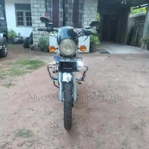 Bajaj Boxer 2005
