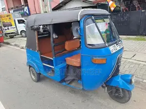 Bajaj RE 2005