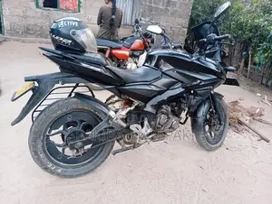 Bajaj Pulsar AS 150 2016