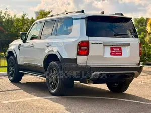 Toyota Land Cruiser Prado 250 VX 2026