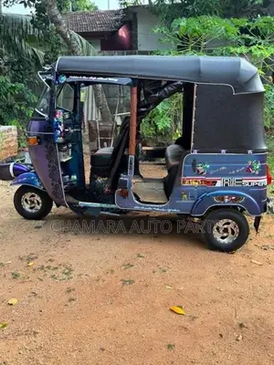 Bajaj RE 2006