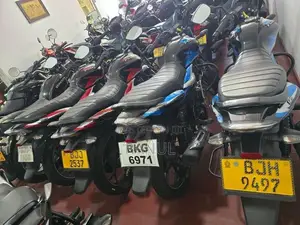 Bajaj Discover 125 2025