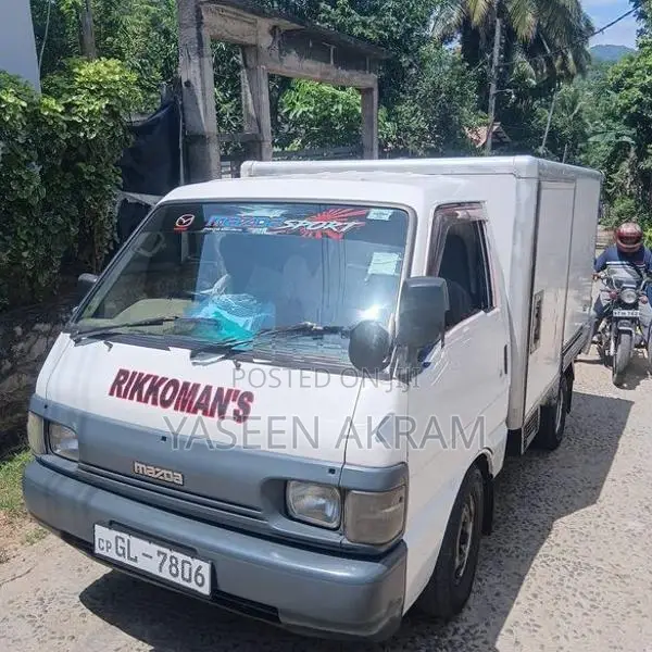 Mazda Bongo 1996