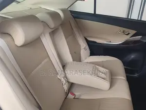 Toyota Premio G Superior 2019