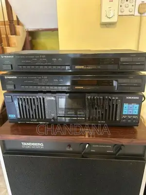 pioneer AM /FM tuners