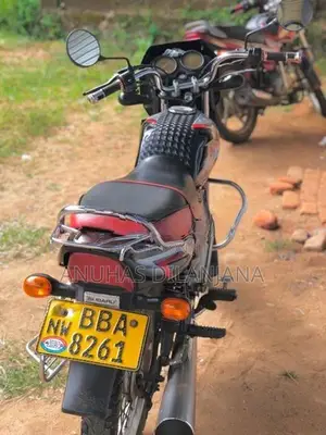 Bajaj CT100 2014