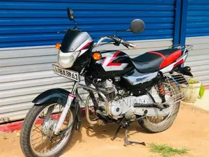 Bajaj CT100 2014