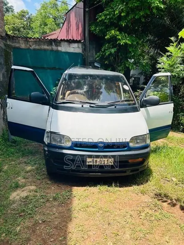 Nissan Serena C23 Auto 1992