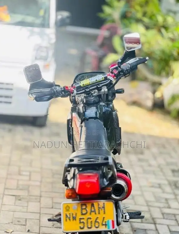 Honda AX1 2010