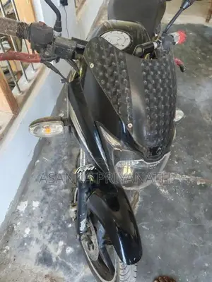 Bajaj Pulsar 150 2016