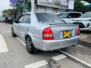 Mazda Familia 1999
