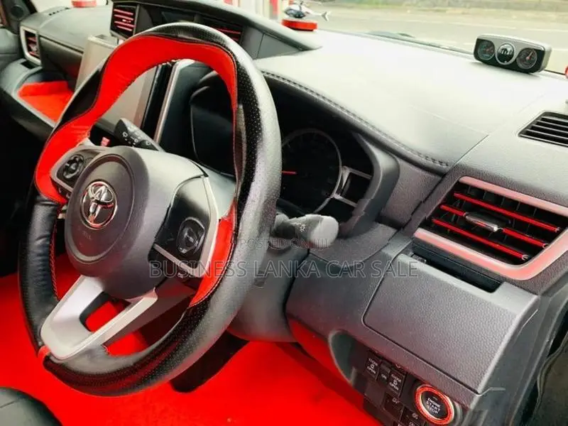 Toyota Roomy Custom Gt 2024