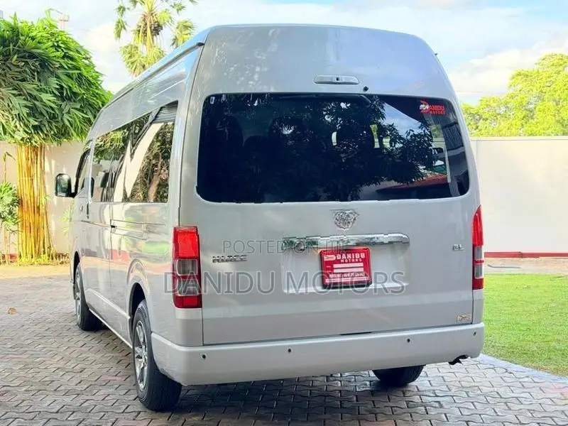 Toyota KDH 223-GDH High Roof 2026